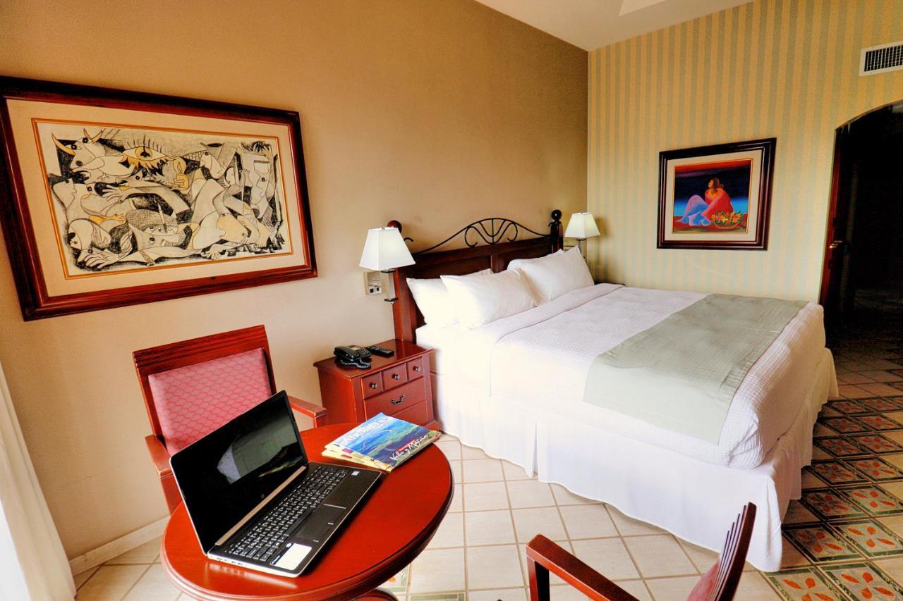 Plaza Del General Aparthotel Tegucigalpa Exterior photo